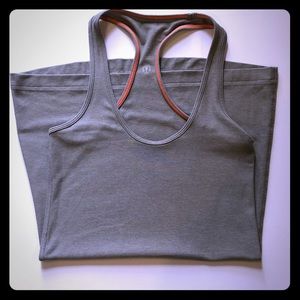 Lululemon tank